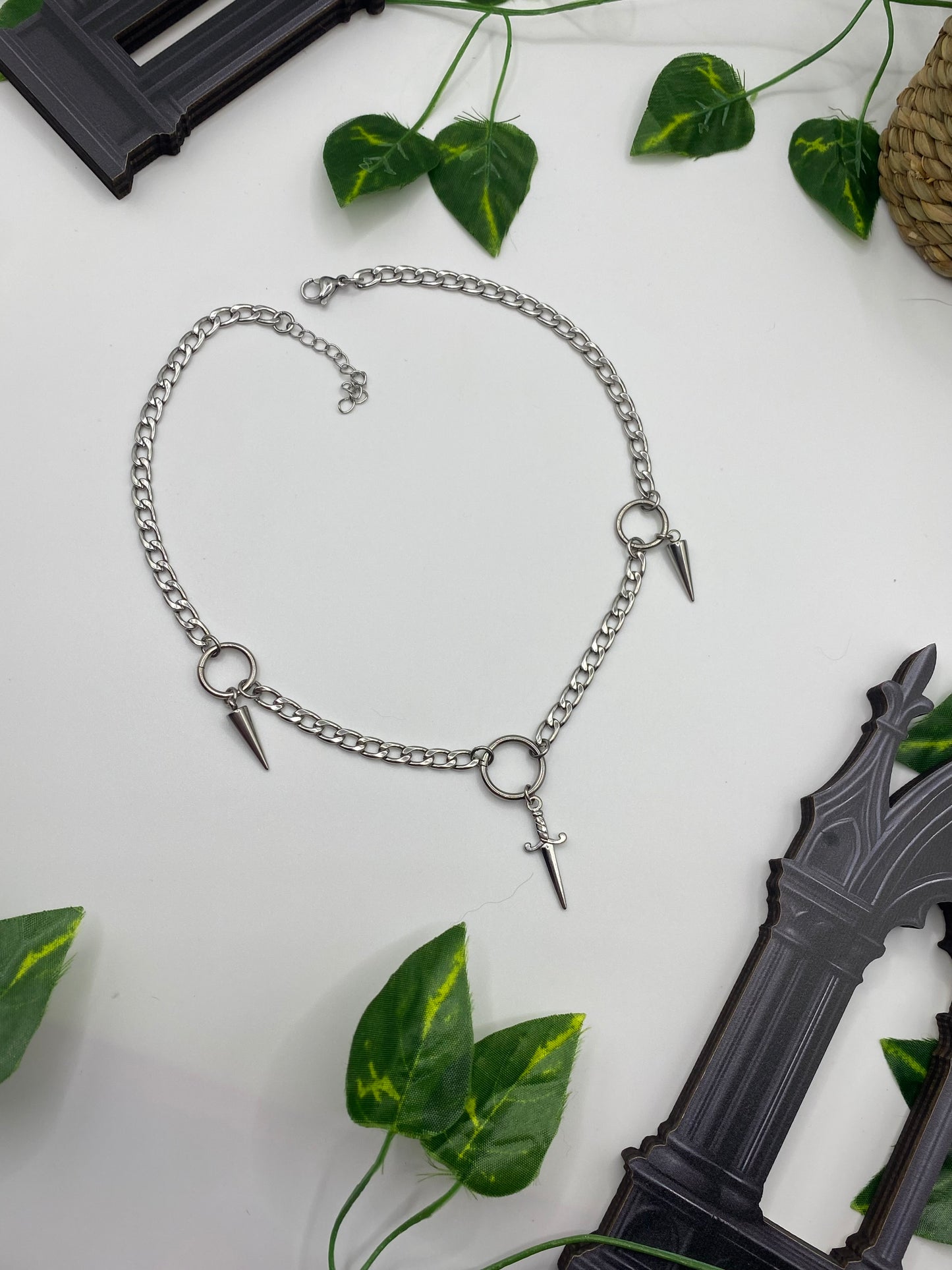 ℜ𝔢𝔟𝔢𝔩𝔩𝔦𝔬𝔫 𝔐𝔦𝔫𝔦 ℭ𝔥𝔞𝔦𝔫 𝔑𝔢𝔠𝔨𝔩𝔞𝔠𝔢𖥔 ݁ ˖